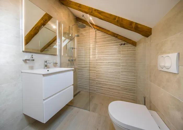 Mikula And Cvita Stone House Apartment