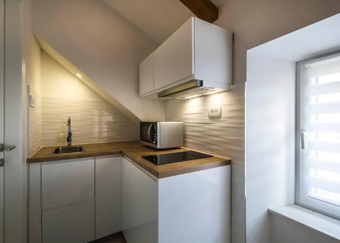 Mikula And Cvita Stone House Apartment