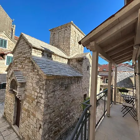 Mikula And Cvita Stone House * ספליט