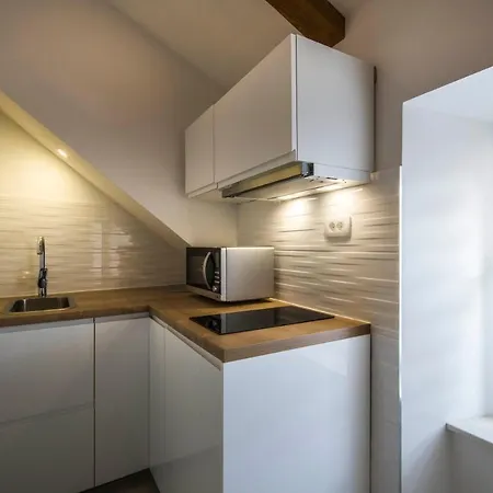 Mikula And Cvita Stone House شقة